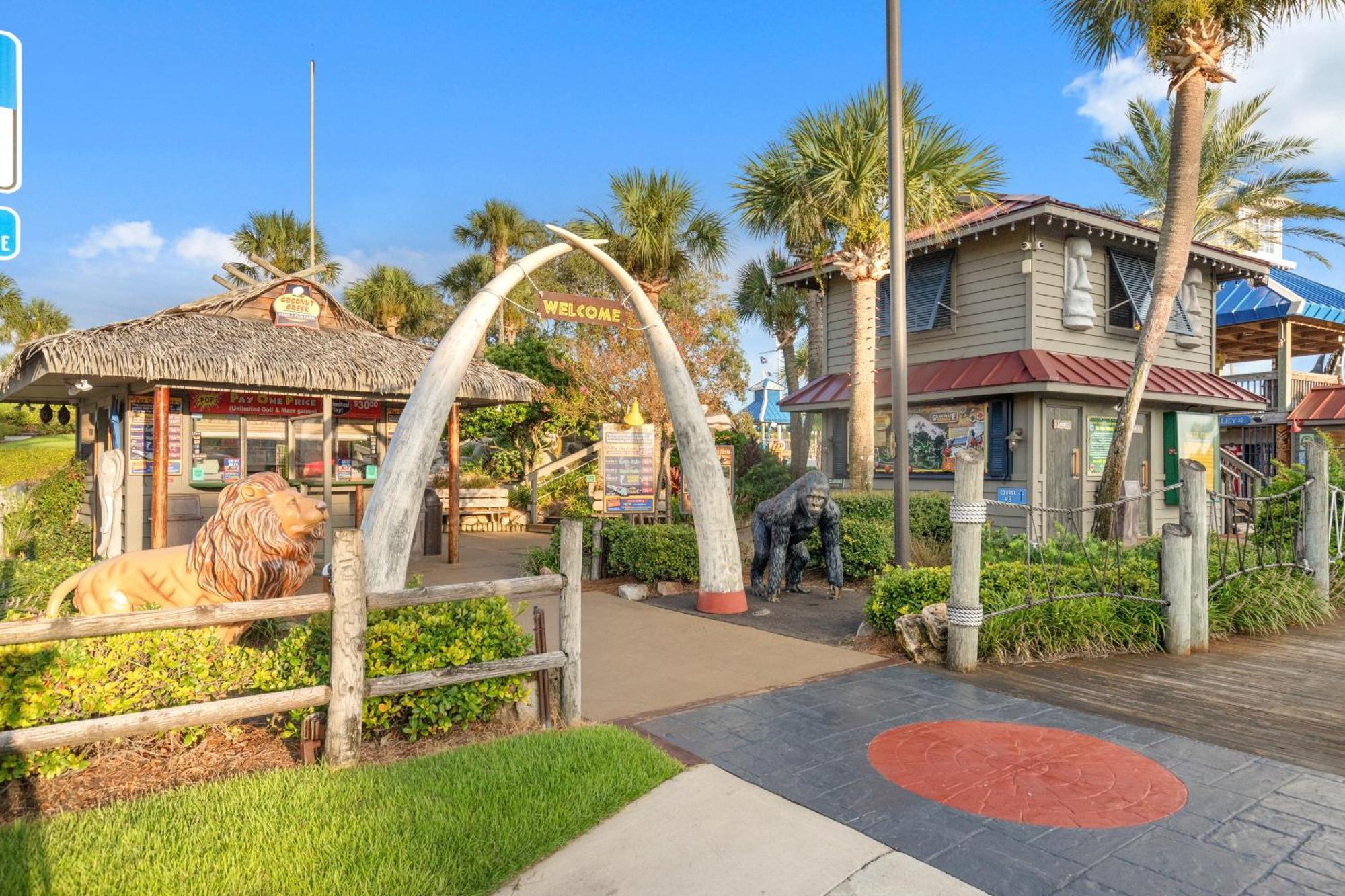 Treasure Tides-3br Beachfront Corner Unit Sleeps 8 With Stunning Gulf Views! Panama City Beach