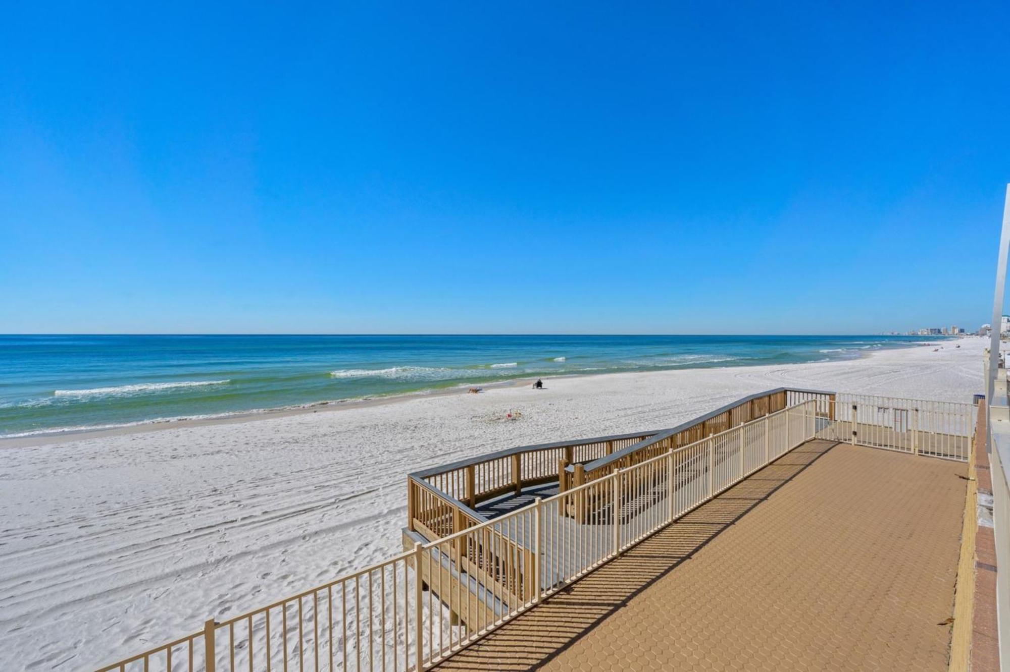 Treasure Tides-3br Beachfront Corner Unit Sleeps 8 With Stunning Gulf Views! Panama City Beach