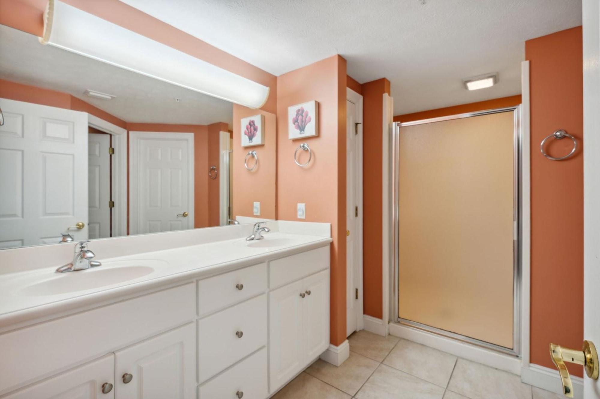 Treasure Tides-3br Beachfront Corner Unit Sleeps 8 With Stunning Gulf Views! Holiday home Panama City Beach